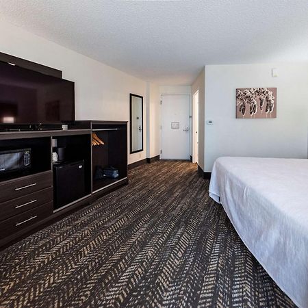 Best Western Plus Wausau Tower Inn Екстериор снимка